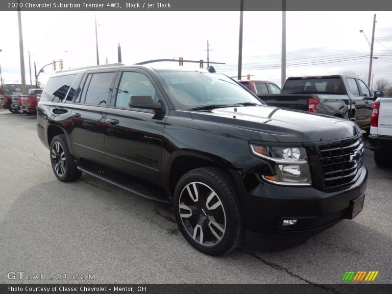 Front 3/4 View of 2020 Suburban Premier 4WD