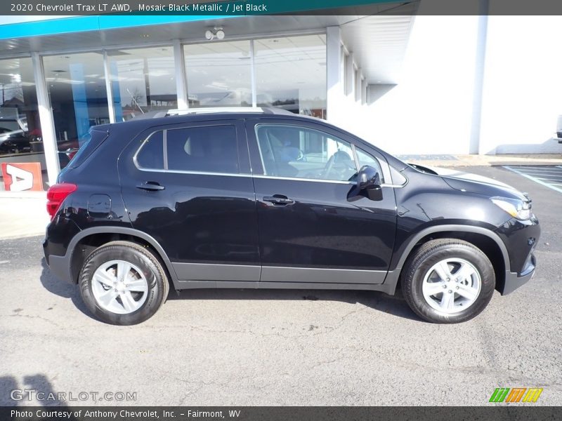 Mosaic Black Metallic / Jet Black 2020 Chevrolet Trax LT AWD