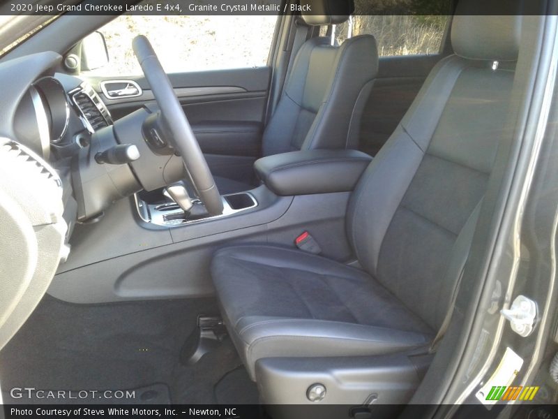 Granite Crystal Metallic / Black 2020 Jeep Grand Cherokee Laredo E 4x4