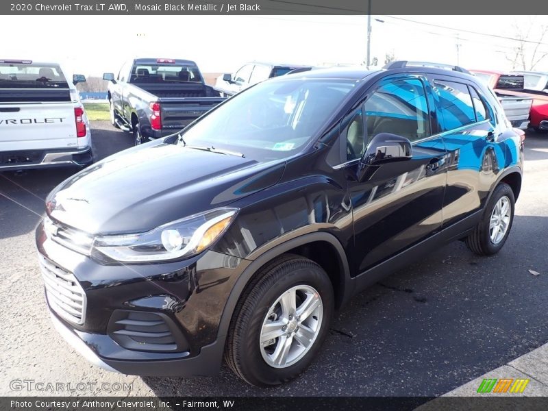 Mosaic Black Metallic / Jet Black 2020 Chevrolet Trax LT AWD