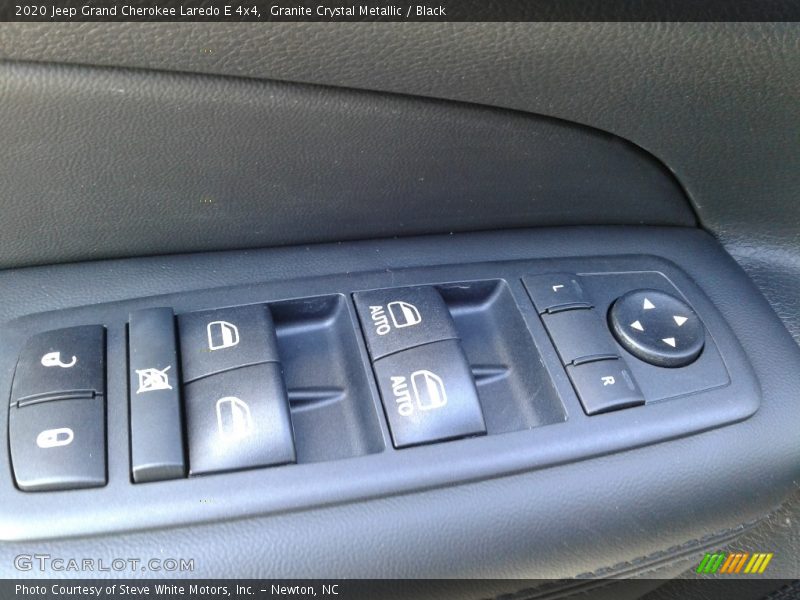 Granite Crystal Metallic / Black 2020 Jeep Grand Cherokee Laredo E 4x4