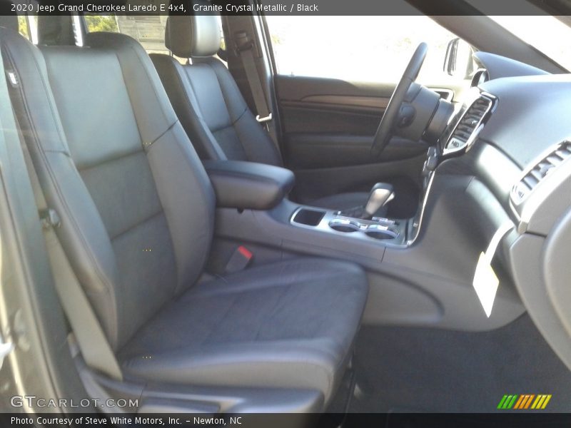 Granite Crystal Metallic / Black 2020 Jeep Grand Cherokee Laredo E 4x4