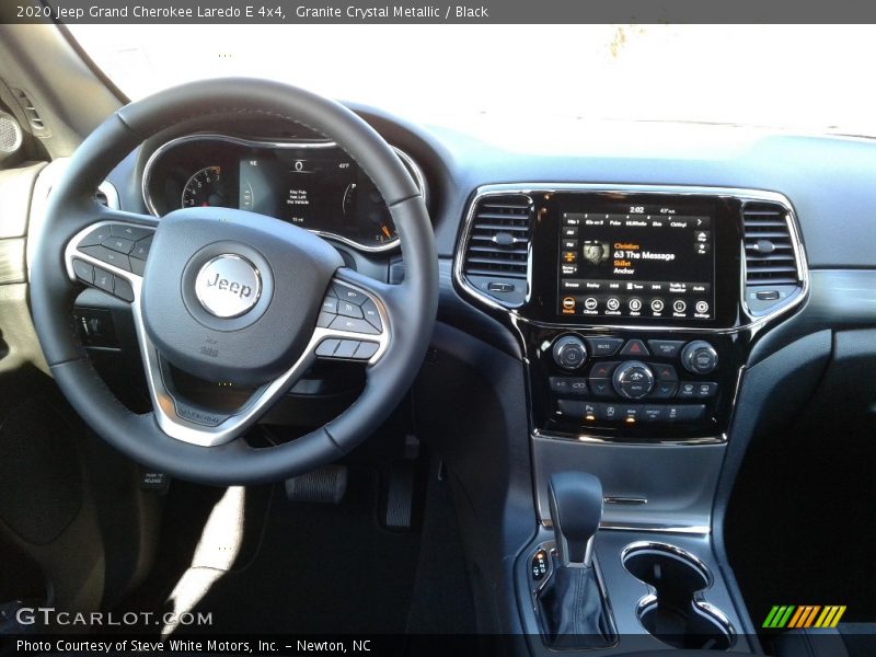 Granite Crystal Metallic / Black 2020 Jeep Grand Cherokee Laredo E 4x4