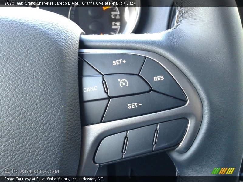 Granite Crystal Metallic / Black 2020 Jeep Grand Cherokee Laredo E 4x4