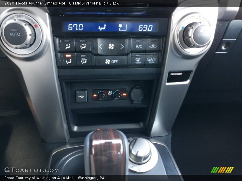 Classic Silver Metallic / Black 2020 Toyota 4Runner Limited 4x4