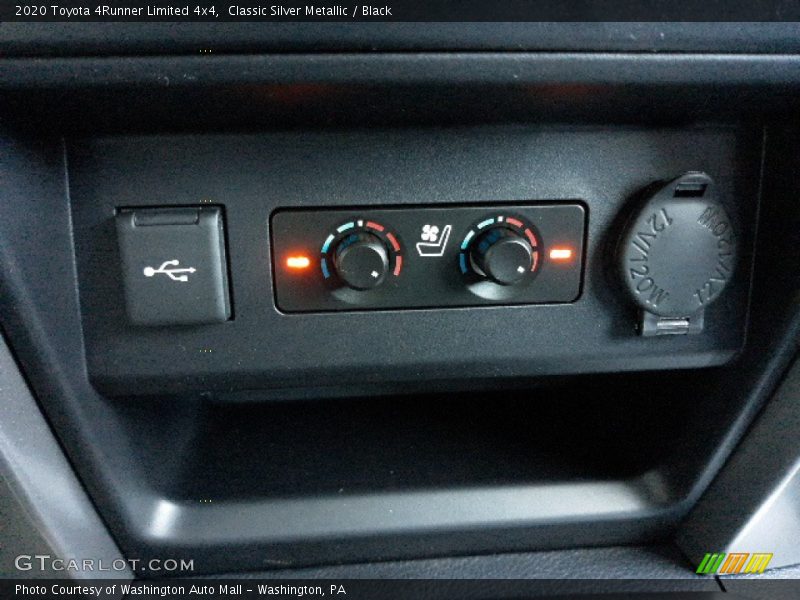 Classic Silver Metallic / Black 2020 Toyota 4Runner Limited 4x4