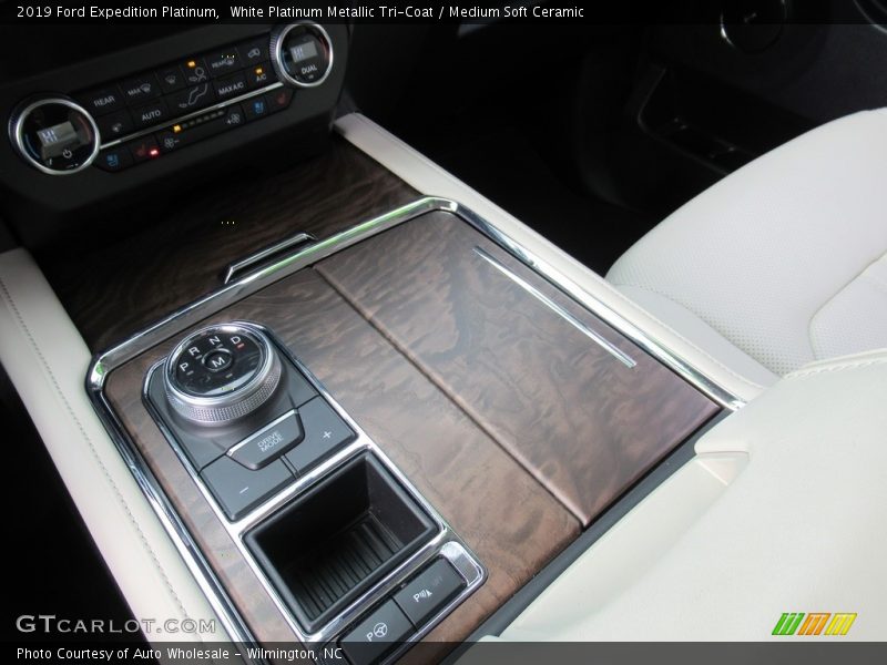 White Platinum Metallic Tri-Coat / Medium Soft Ceramic 2019 Ford Expedition Platinum