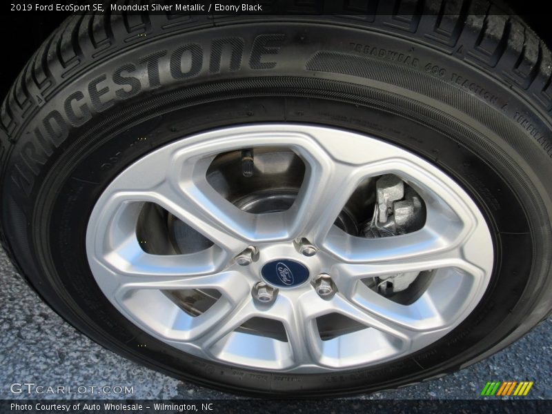 Moondust Silver Metallic / Ebony Black 2019 Ford EcoSport SE