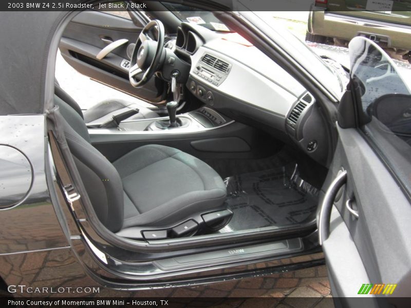 Jet Black / Black 2003 BMW Z4 2.5i Roadster