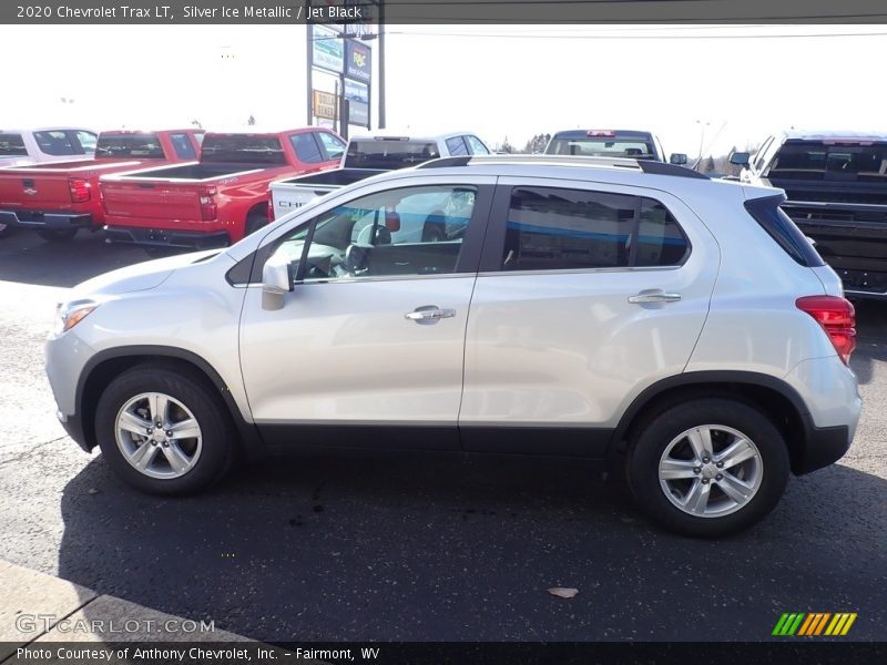 Silver Ice Metallic / Jet Black 2020 Chevrolet Trax LT
