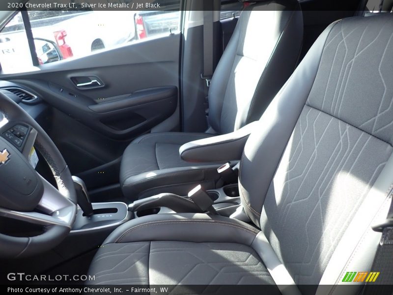 Silver Ice Metallic / Jet Black 2020 Chevrolet Trax LT