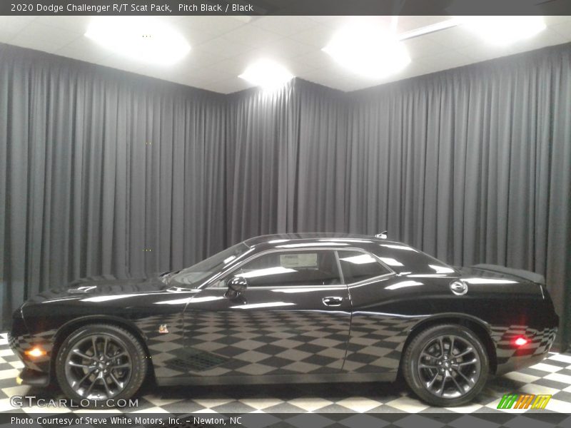 Pitch Black / Black 2020 Dodge Challenger R/T Scat Pack
