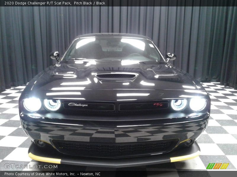 Pitch Black / Black 2020 Dodge Challenger R/T Scat Pack