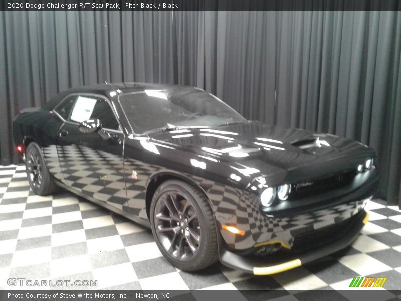 Pitch Black / Black 2020 Dodge Challenger R/T Scat Pack