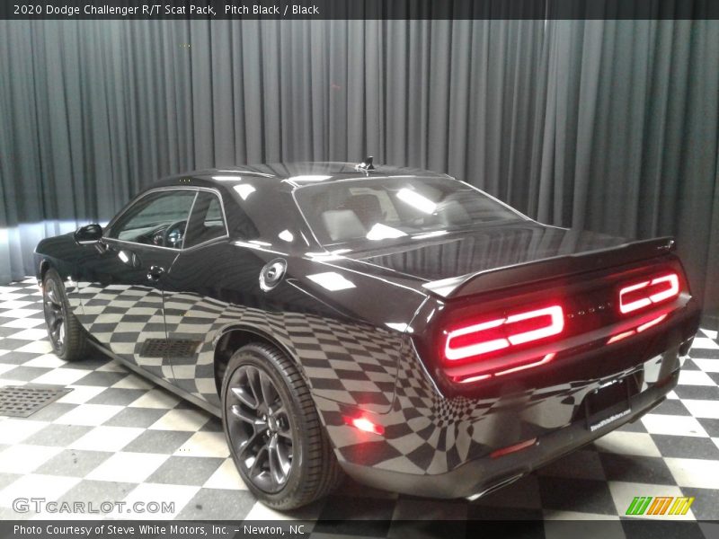 Pitch Black / Black 2020 Dodge Challenger R/T Scat Pack