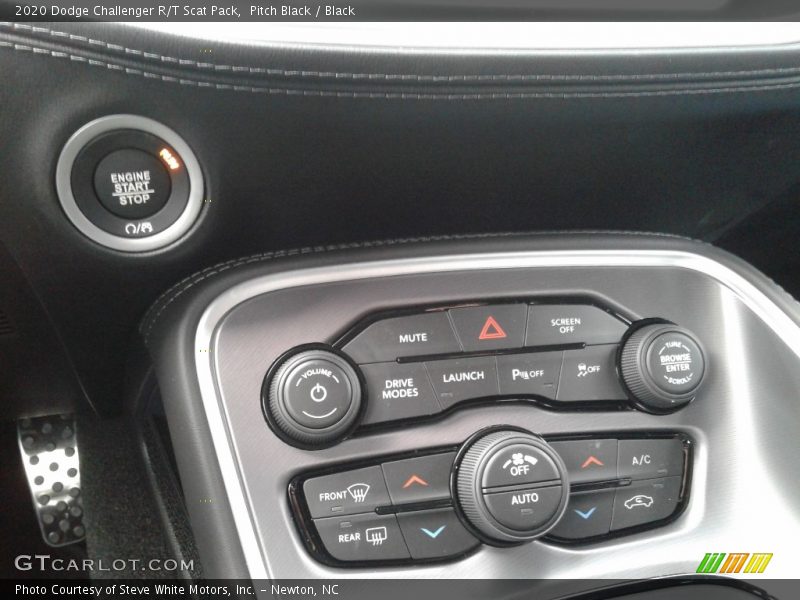 Pitch Black / Black 2020 Dodge Challenger R/T Scat Pack