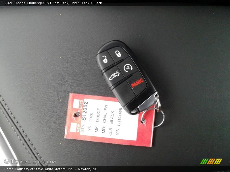 Pitch Black / Black 2020 Dodge Challenger R/T Scat Pack