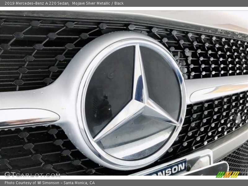 Mojave Silver Metallic / Black 2019 Mercedes-Benz A 220 Sedan