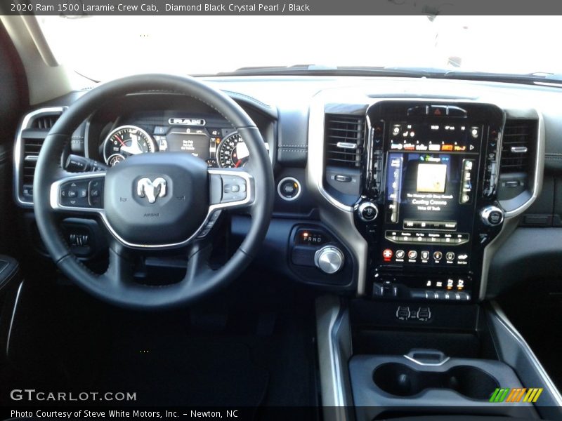 Diamond Black Crystal Pearl / Black 2020 Ram 1500 Laramie Crew Cab