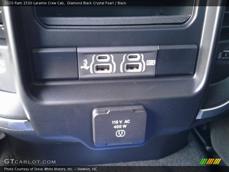 Diamond Black Crystal Pearl / Black 2020 Ram 1500 Laramie Crew Cab