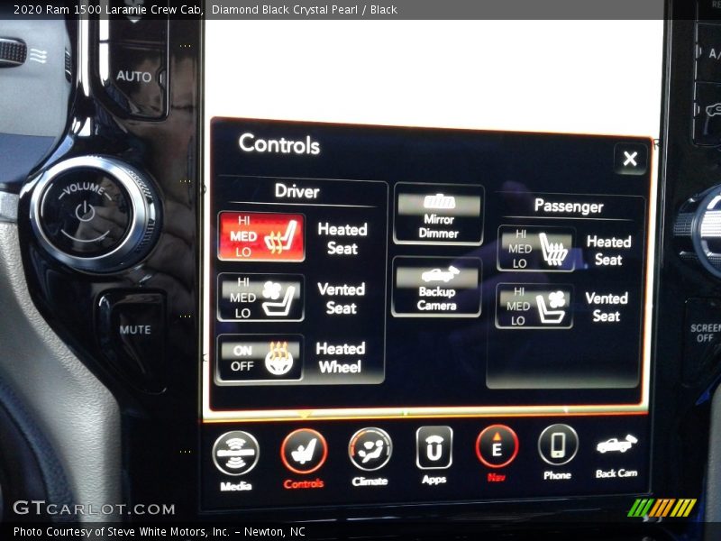 Diamond Black Crystal Pearl / Black 2020 Ram 1500 Laramie Crew Cab