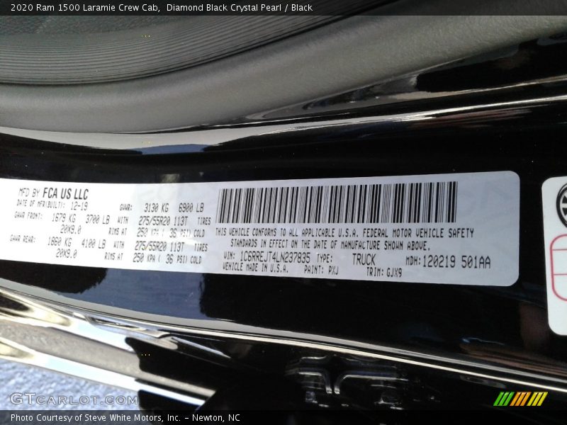 Diamond Black Crystal Pearl / Black 2020 Ram 1500 Laramie Crew Cab