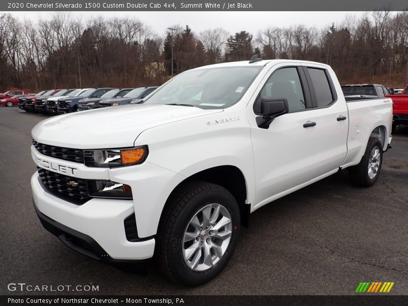 Front 3/4 View of 2020 Silverado 1500 Custom Double Cab 4x4