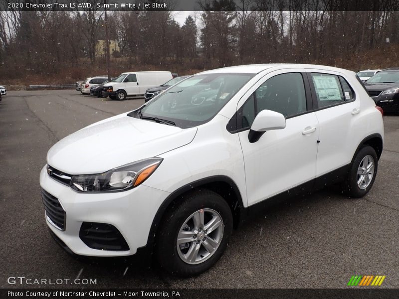 Front 3/4 View of 2020 Trax LS AWD