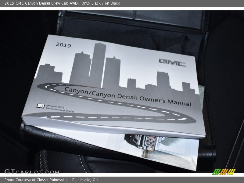 Onyx Black / Jet Black 2019 GMC Canyon Denali Crew Cab 4WD