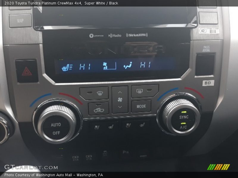 Super White / Black 2020 Toyota Tundra Platinum CrewMax 4x4