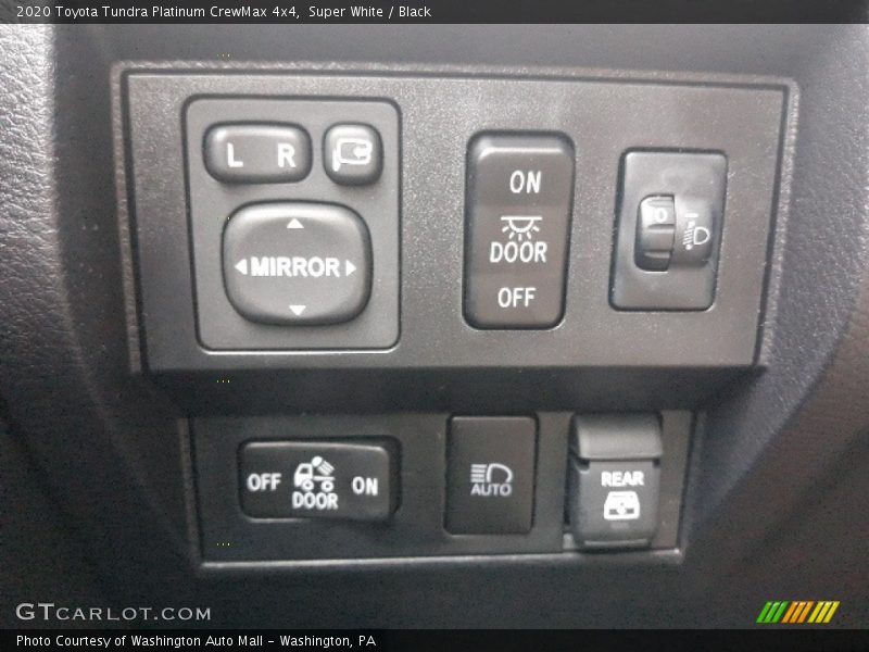 Super White / Black 2020 Toyota Tundra Platinum CrewMax 4x4