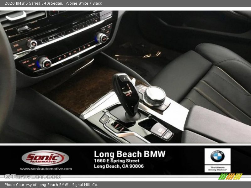 Alpine White / Black 2020 BMW 5 Series 540i Sedan