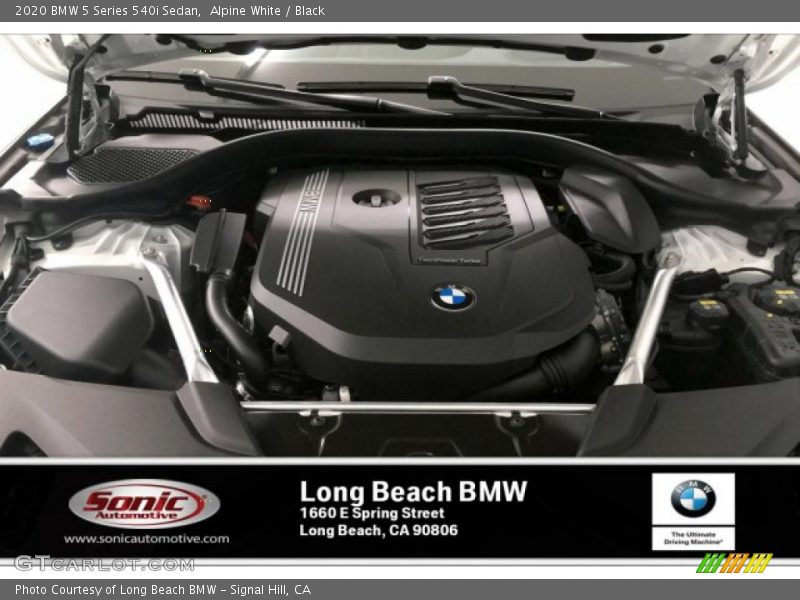 Alpine White / Black 2020 BMW 5 Series 540i Sedan