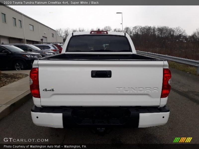 Super White / Black 2020 Toyota Tundra Platinum CrewMax 4x4