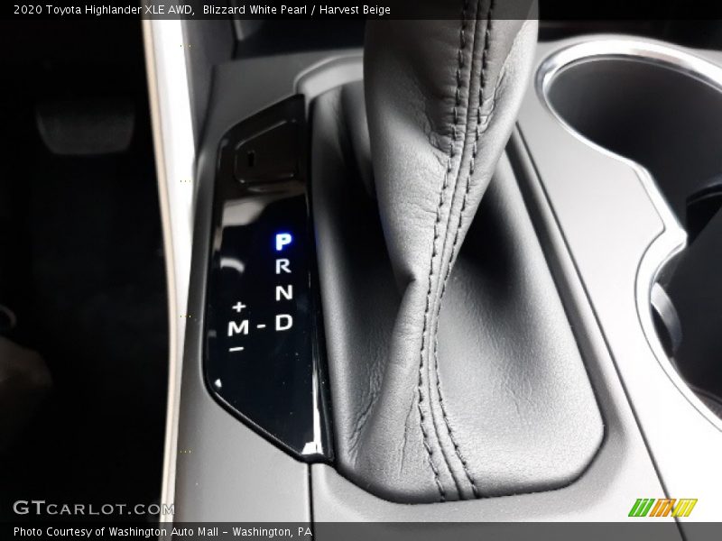  2020 Highlander XLE AWD 8 Speed Automatic Shifter