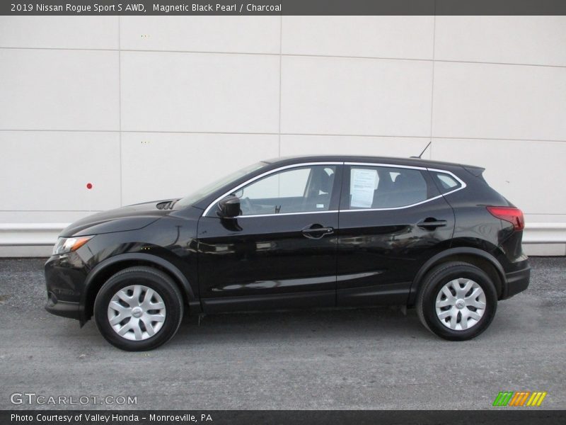 Magnetic Black Pearl / Charcoal 2019 Nissan Rogue Sport S AWD