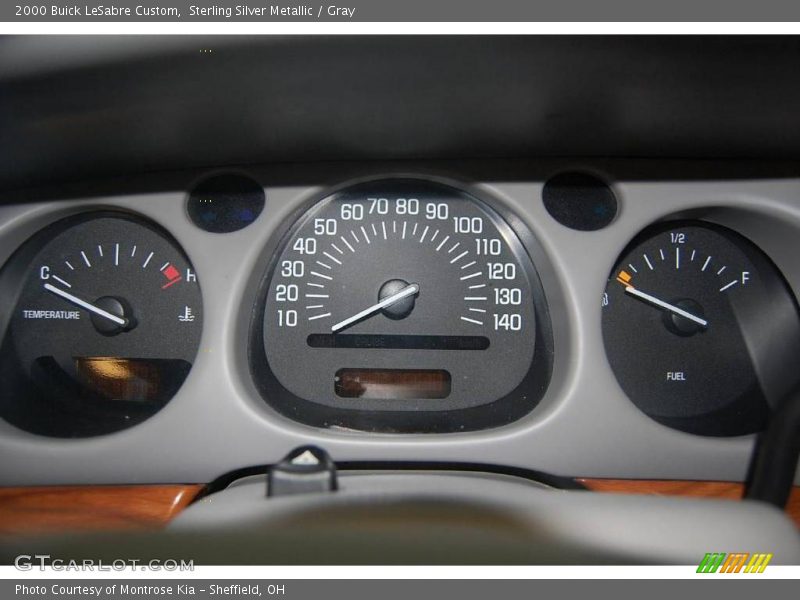Sterling Silver Metallic / Gray 2000 Buick LeSabre Custom