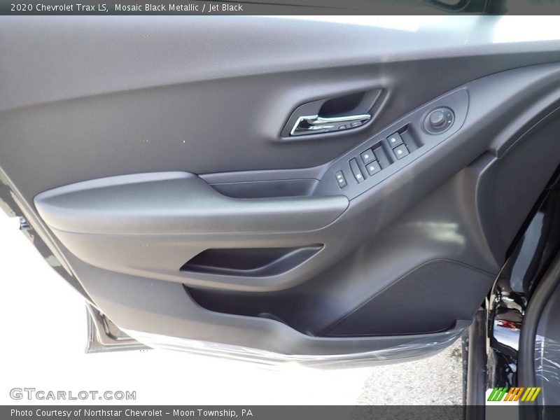 Mosaic Black Metallic / Jet Black 2020 Chevrolet Trax LS