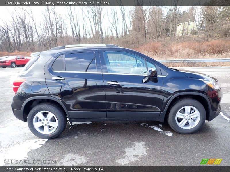 Mosaic Black Metallic / Jet Black 2020 Chevrolet Trax LT AWD