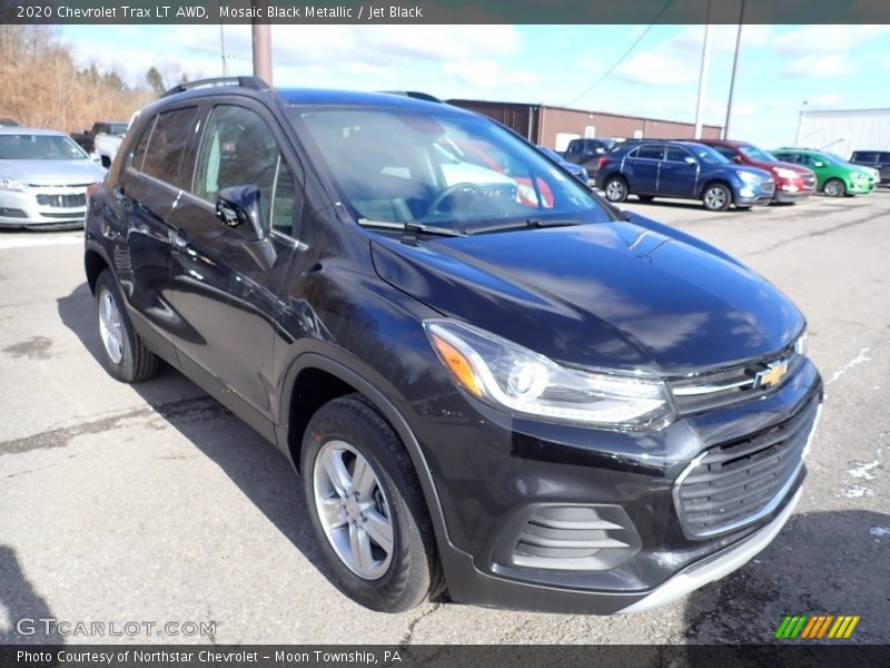 Mosaic Black Metallic / Jet Black 2020 Chevrolet Trax LT AWD