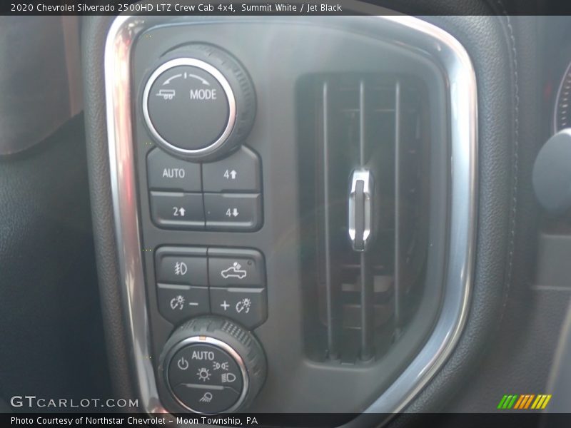 Summit White / Jet Black 2020 Chevrolet Silverado 2500HD LTZ Crew Cab 4x4