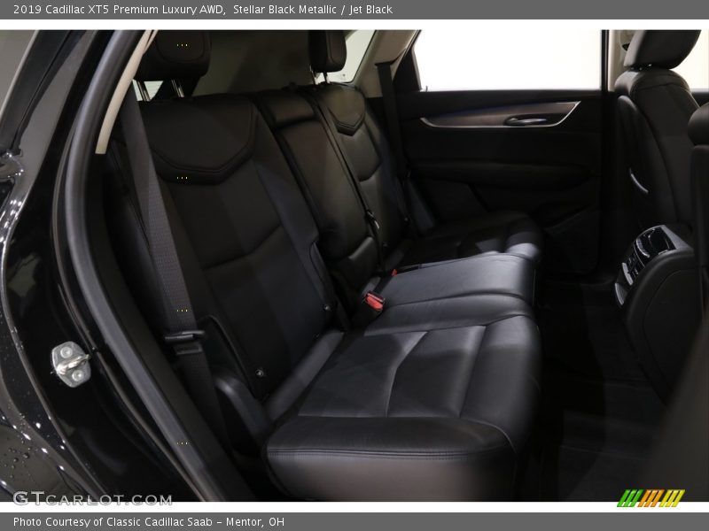 Stellar Black Metallic / Jet Black 2019 Cadillac XT5 Premium Luxury AWD