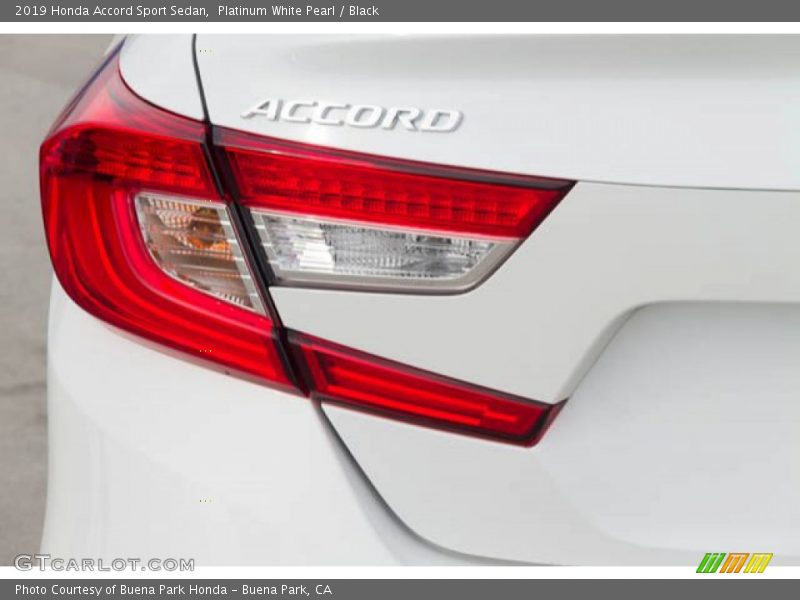 Platinum White Pearl / Black 2019 Honda Accord Sport Sedan