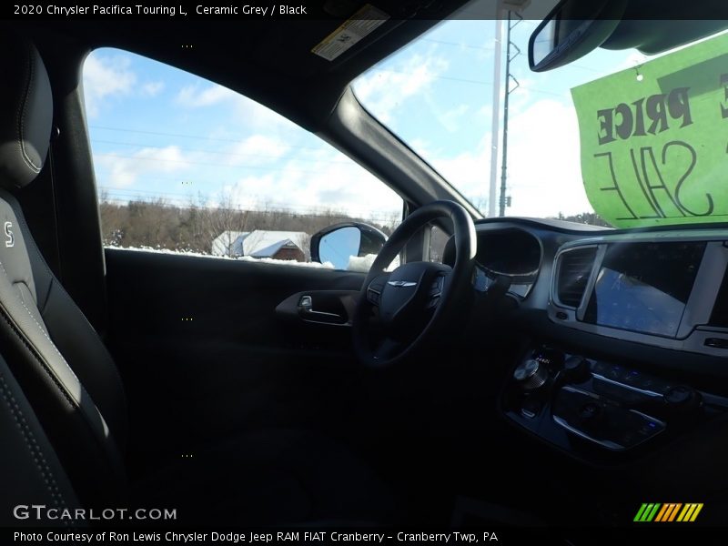 Ceramic Grey / Black 2020 Chrysler Pacifica Touring L