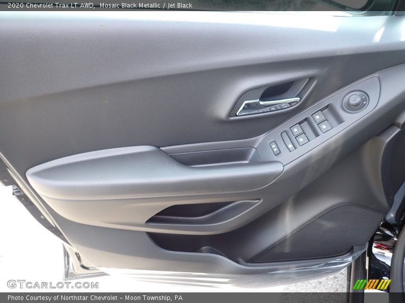 Mosaic Black Metallic / Jet Black 2020 Chevrolet Trax LT AWD
