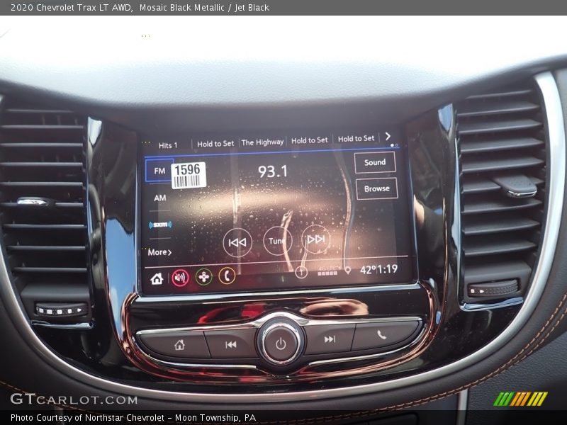 Mosaic Black Metallic / Jet Black 2020 Chevrolet Trax LT AWD