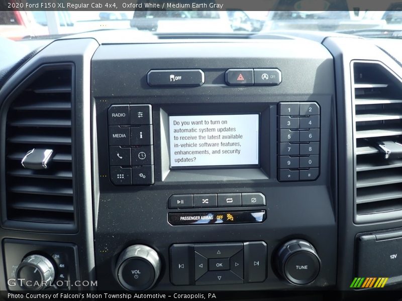Oxford White / Medium Earth Gray 2020 Ford F150 XL Regular Cab 4x4