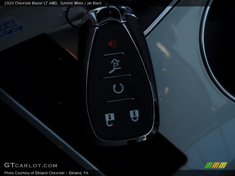 Summit White / Jet Black 2020 Chevrolet Blazer LT AWD