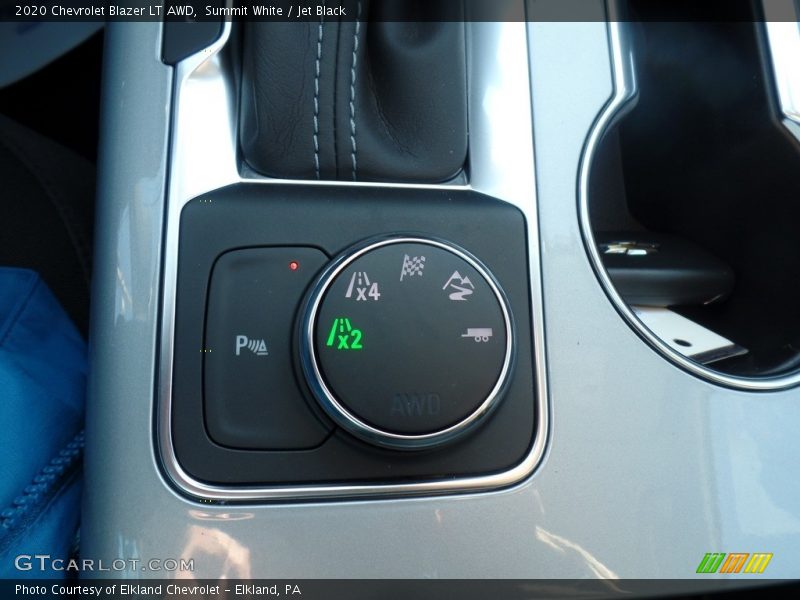 Summit White / Jet Black 2020 Chevrolet Blazer LT AWD