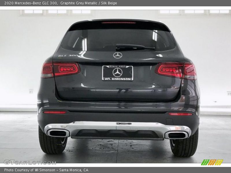 Graphite Grey Metallic / Silk Beige 2020 Mercedes-Benz GLC 300
